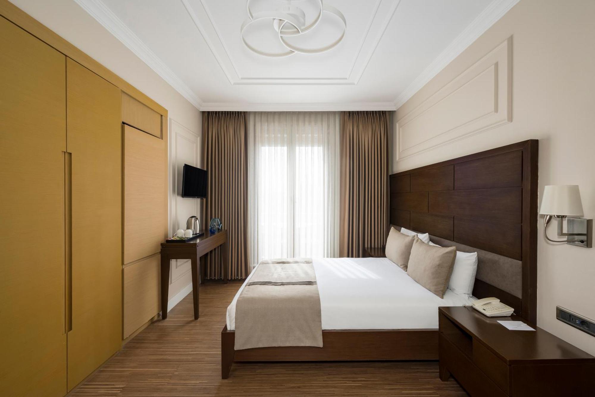 Continental Hotel Pera Istanbul Phòng bức ảnh