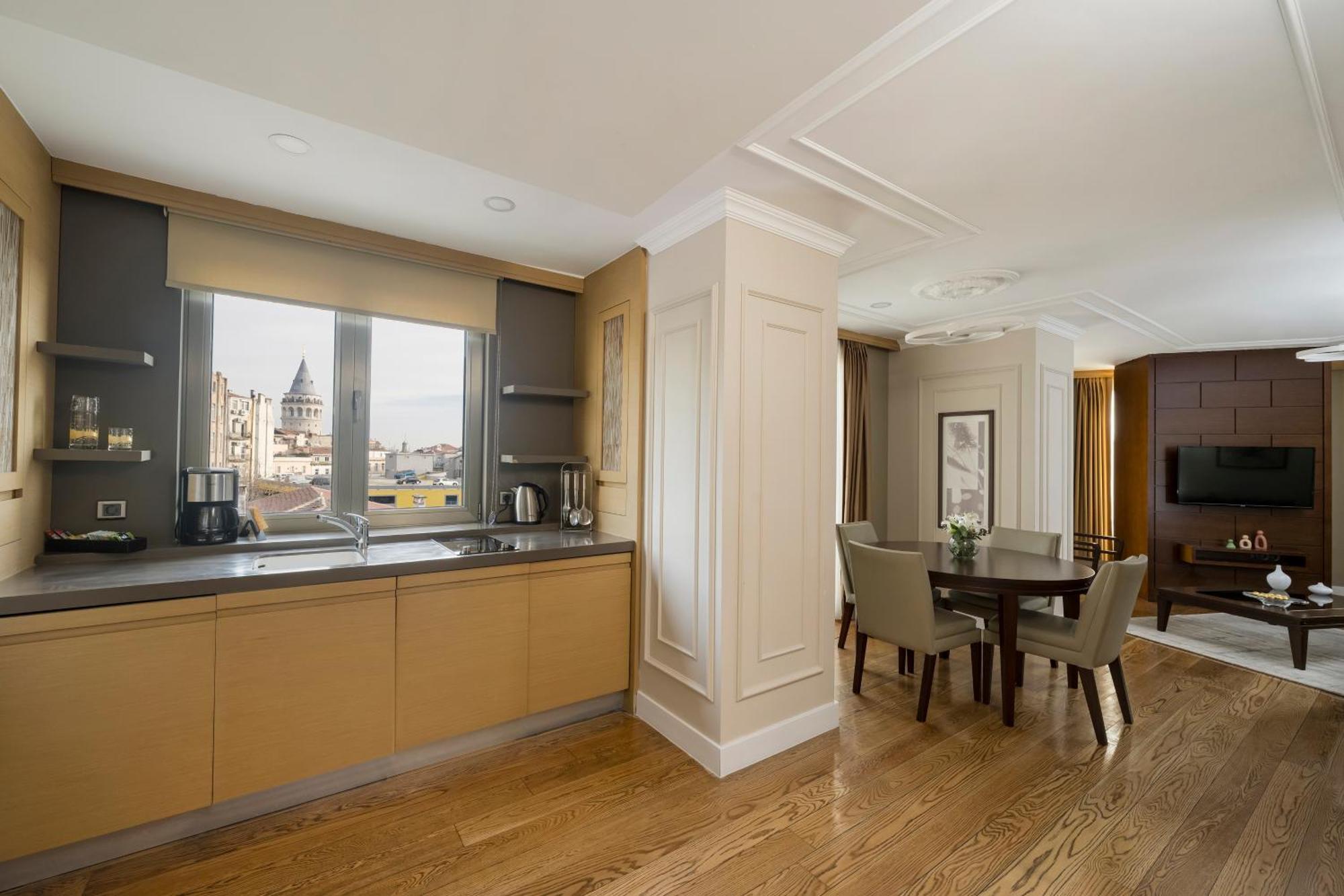 Continental Hotel Pera Istanbul Phòng bức ảnh